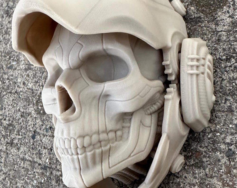 Unique 3D Printed Wall Masks – Articulating Decor Inspired by Japanese Folklore, Day of the Dead, and Cyberpunk, Perfect for Gifts