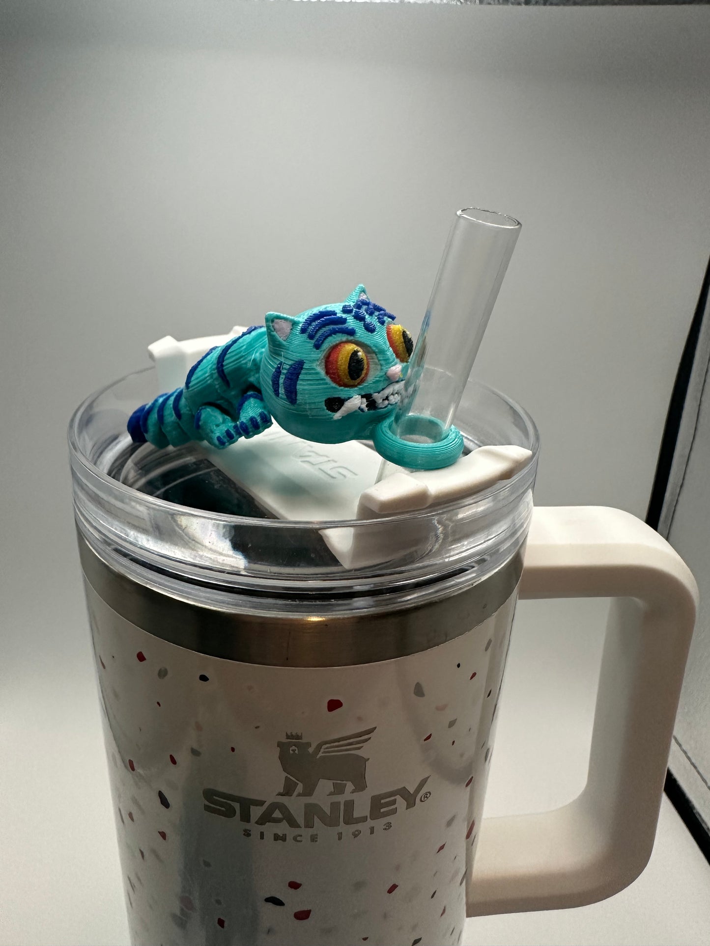 Derpy Straw Buddy • 3D Printed Tumbler Topper • Fits 10mm Straws • Stanley Cup Straw Accessory • K-Pop Demon Hunter Inspired